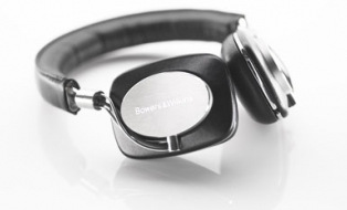 B&W HEADPHONES P3